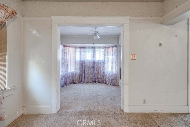 1715 Cherry Street, Bakersfield CA: https://media.crmls.org/medias/8a879322-95b8-4b2d-97d6-6f8225563ebd.jpg
