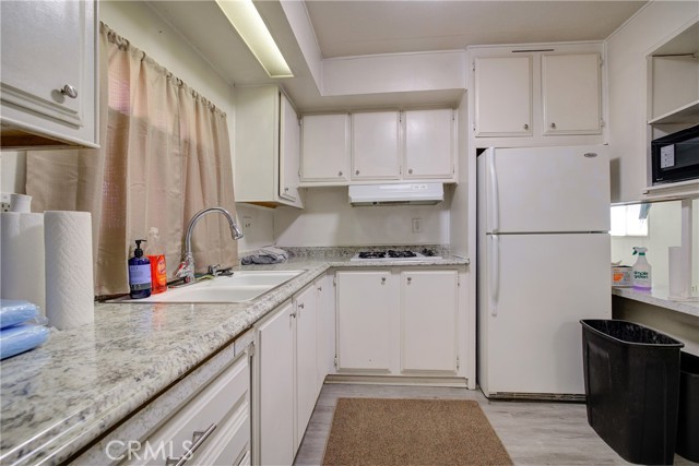 Detail Gallery Image 13 of 29 For 3700 Buchanan St #3,  Riverside,  CA 92503 - 2 Beds | 2 Baths