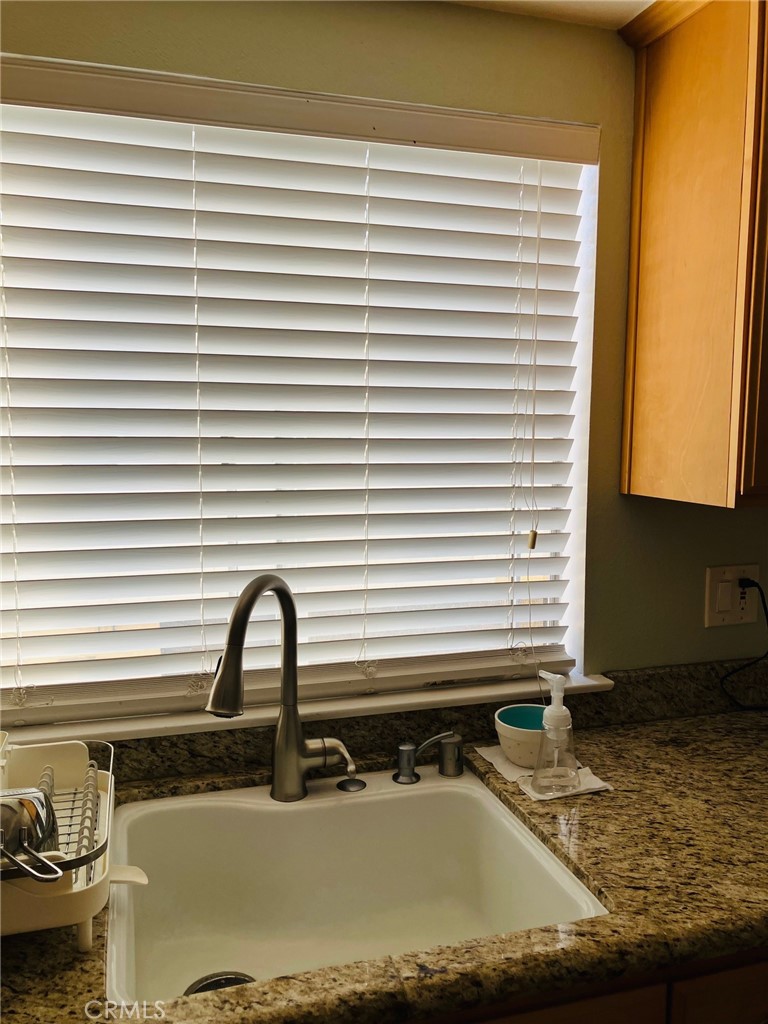 8a87aa41 8c6b 475a 8b81 5fb72b7bd279