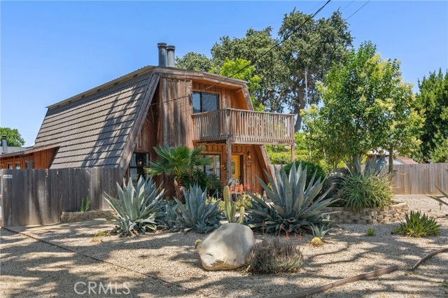 Detail Gallery Image 3 of 32 For 425 Shaw St, Los Alamos,  CA 93440 - 3 Beds | 2 Baths