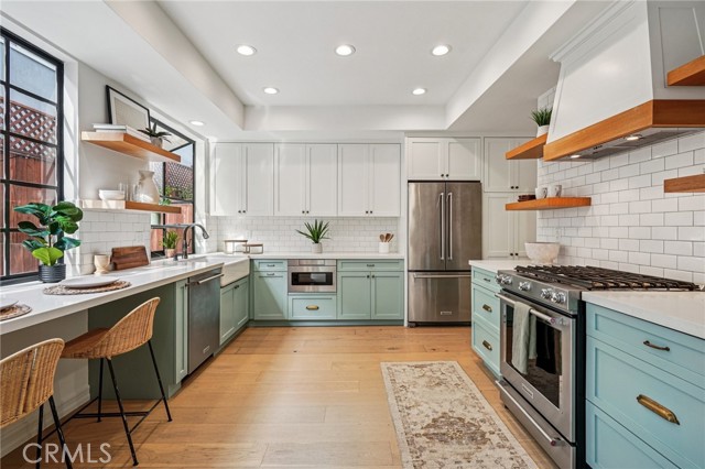 Detail Gallery Image 14 of 32 For 713 9th St #3,  Santa Monica,  CA 90402 - 3 Beds | 3 Baths