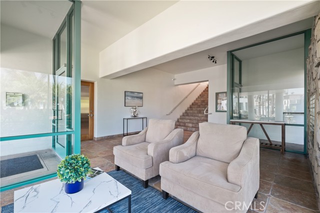 201 Calle Miramar, Redondo Beach CA: https://media.crmls.org/medias/8a882559-7b82-450e-b4a2-37bf57ab4ad8.jpg