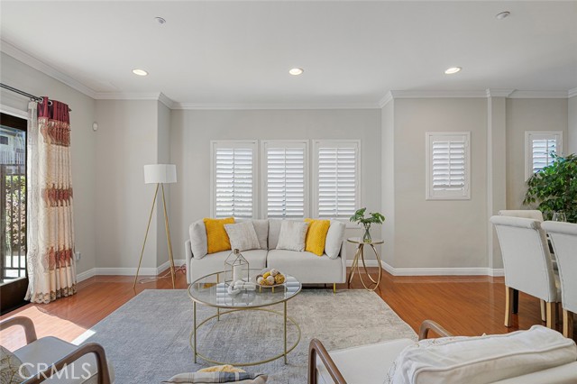 Image 1 for 879  Michigan Blvd #O