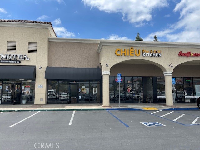 1356 West Valley, Escondido CA: https://media.crmls.org/medias/8a891c9c-a1c9-47f9-b001-2d7f75b36ff7.jpg