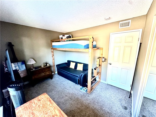 Detail Gallery Image 13 of 32 For 1142 Brentwood, Rialto,  CA 92376 - 4 Beds | 3 Baths