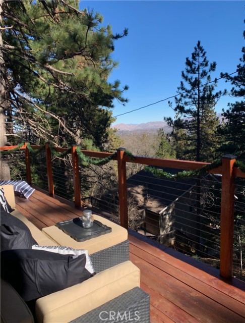 Detail Gallery Image 18 of 61 For 1130 Park Place, Lake Arrowhead,  CA 92378 - 3 Beds | 2 Baths