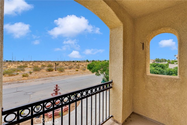 5 Bed Home for Sale in Victorville, California