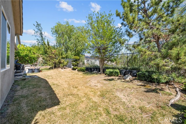 Detail Gallery Image 32 of 38 For 28538 Redwood Canyon Pl, Saugus,  CA 91390 - 3 Beds | 3 Baths