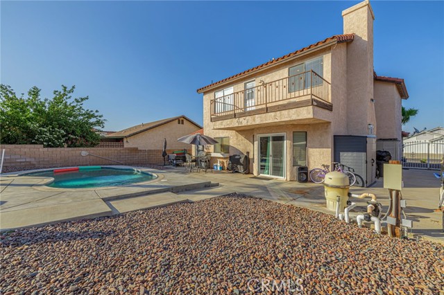 13290 Riverview Drive, Victorville CA: https://media.crmls.org/medias/8a89ca1e-ecd9-46bc-a37b-1ecb8412e347.jpg