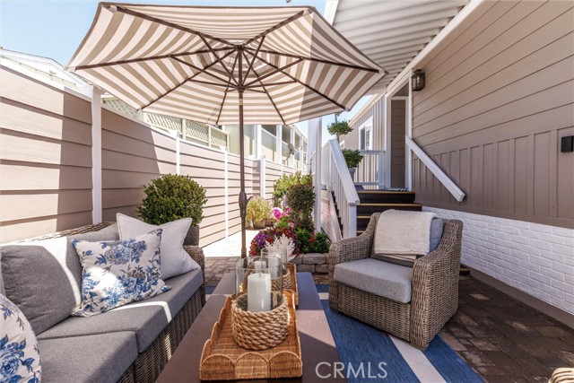 1625 Cass Avenue, Cayucos CA: https://media.crmls.org/medias/8a8a4a6b-af96-4cb2-8d56-e92831349251.jpg