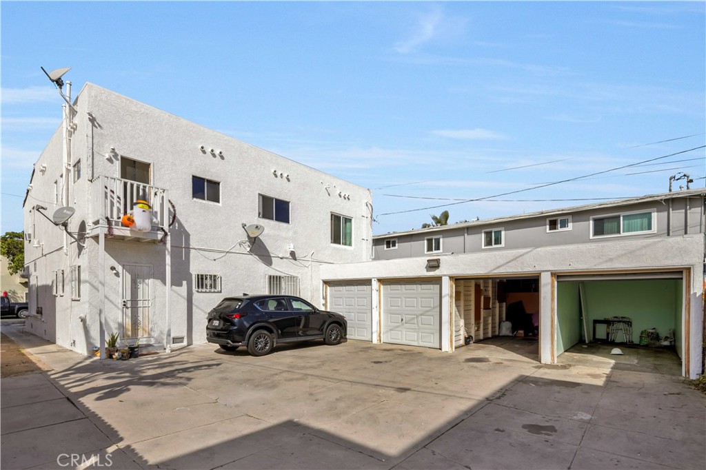 MLS #OC25243436 image #23