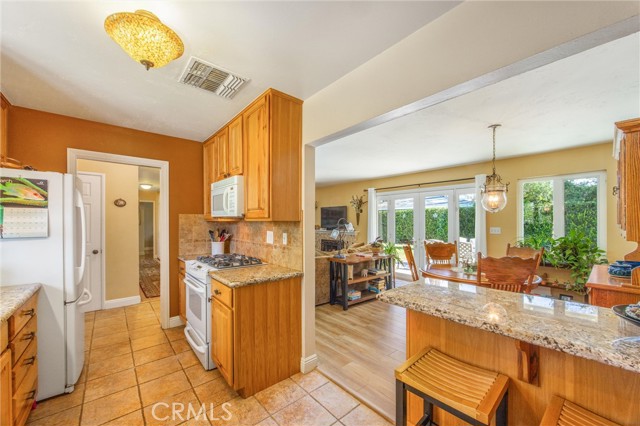 Detail Gallery Image 13 of 31 For 919 Chestnut Ave, Redlands,  CA 92373 - 3 Beds | 2 Baths