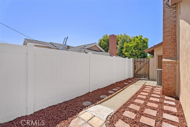 Detail Gallery Image 25 of 27 For 1808 Cartlen Dr, Placentia,  CA 92870 - 3 Beds | 2 Baths