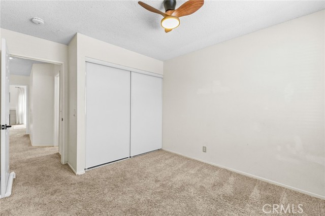 589 S Sutter Avenue, San Bernardino CA: https://media.crmls.org/medias/8a8b6e16-973c-4672-bc8c-07c68e19f0dc.jpg