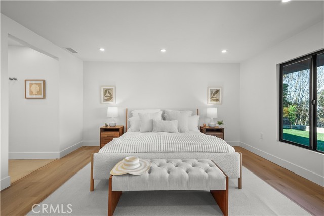 2115 E Santiago Street, Covina CA: https://media.crmls.org/medias/8a8c7051-20cf-40f3-83ce-b395cbe269f7.jpg