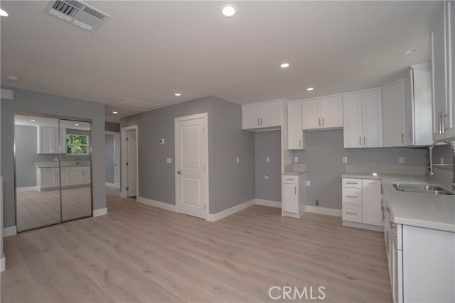 Detail Gallery Image 12 of 29 For 6823 Live Oak, Bell Gardens,  CA 90201 - – Beds | – Baths