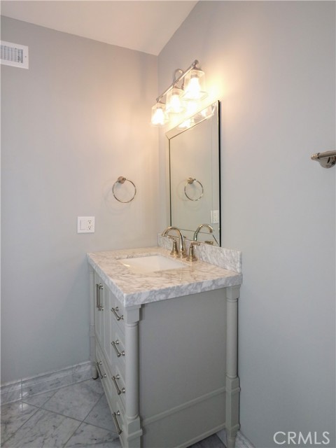 Detail Gallery Image 14 of 24 For 32 Silver Spring, Rolling Hills Estates,  CA 90274 - 4 Beds | 3 Baths