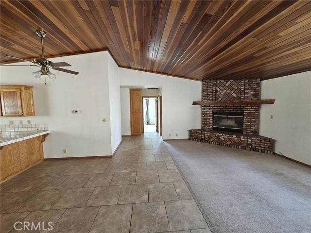 Detail Gallery Image 10 of 17 For 42560 Falcon Ave, Big Bear Lake,  CA 92315 - 3 Beds | 2 Baths