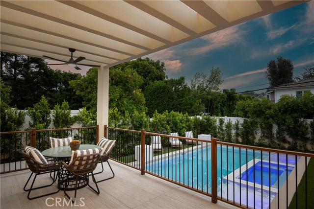 4140 Sunnyslope Avenue, Sherman Oaks CA: https://media.crmls.org/medias/8a8e1072-0174-401a-9c4e-6d7515ea68bf.jpg