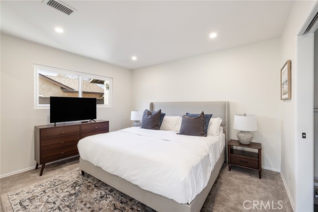 Detail Gallery Image 12 of 21 For 2206 Stinson St, Simi Valley,  CA 93065 - 3 Beds | 2 Baths