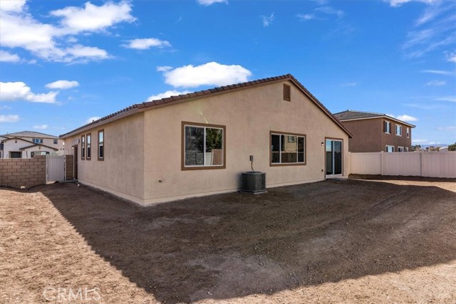 Detail Gallery Image 16 of 18 For 12916 Carlsbad St, Hesperia,  CA 92344 - 4 Beds | 2 Baths