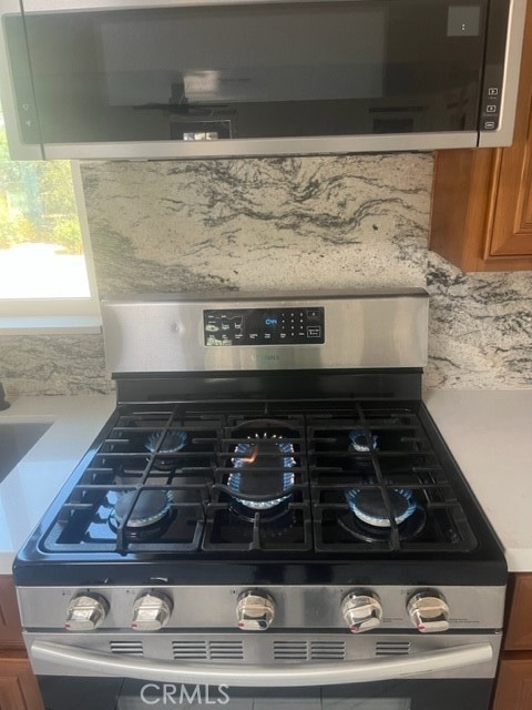 11 La Mirada Avenue, Oroville CA: https://media.crmls.org/medias/8a904d61-d937-4f9d-a0cb-89d895997202.jpg