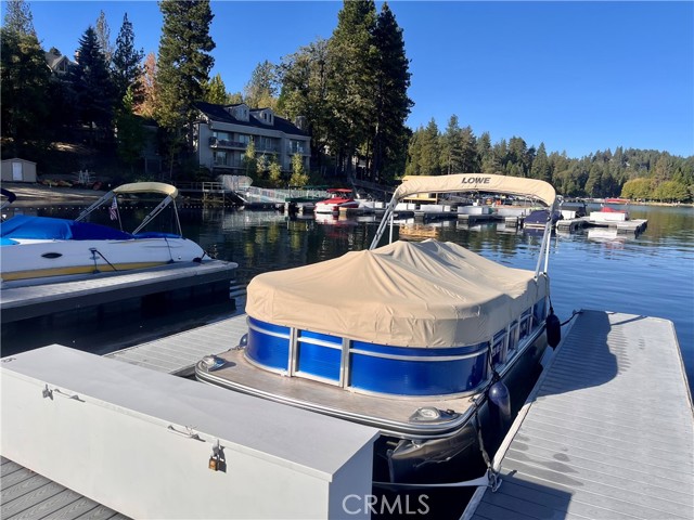 306 Villa Way, Lake Arrowhead, CA 92352