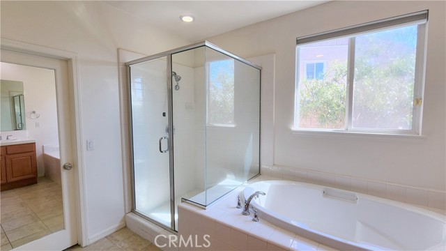 Detail Gallery Image 17 of 29 For 8387 Fall Creek Dr, Corona,  CA 92880 - 4 Beds | 2/1 Baths
