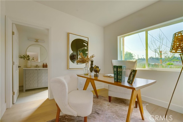712 N Chestnut Avenue, Los Angeles CA: https://media.crmls.org/medias/8a91f3df-c4b0-45f8-ad9e-2e6dc846d5b3.jpg