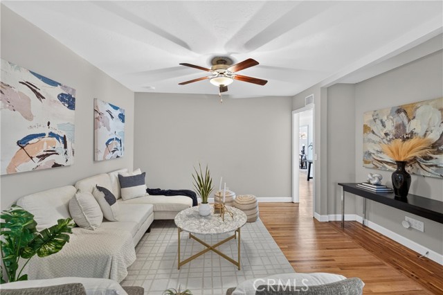 Detail Gallery Image 18 of 59 For 2225 E Grove Ave, Orange,  CA 92867 - 4 Beds | 3 Baths