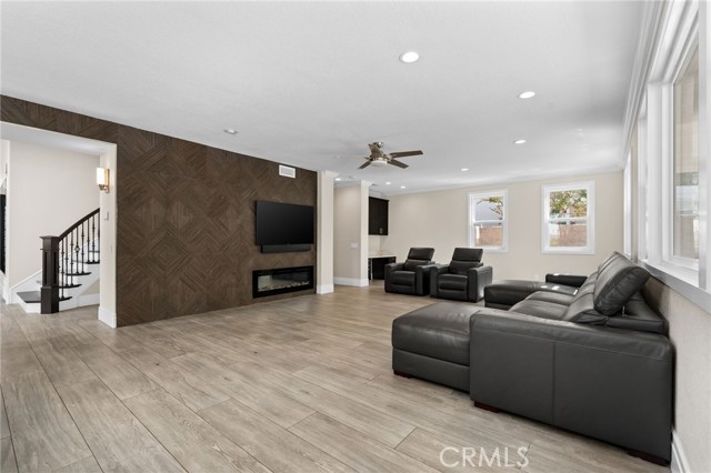 Detail Gallery Image 21 of 68 For 928 Trovita, Corona,  CA 92881 - 4 Beds | 3 Baths