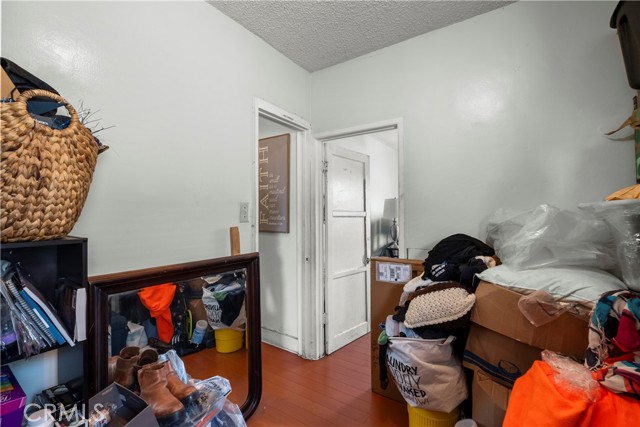 908 W 132nd Street, Compton CA: https://media.crmls.org/medias/8a922a65-ee30-4bdb-9881-6506bcf5652f.jpg