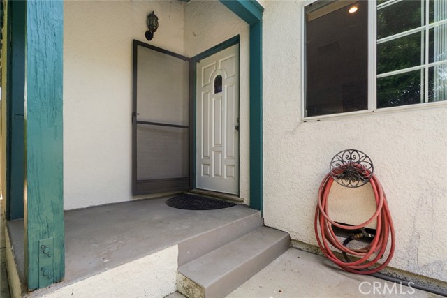 6648 Gaviota Avenue, Van Nuys CA: https://media.crmls.org/medias/8a92a6ae-80b0-44c0-ad3f-0d598e259bc6.jpg