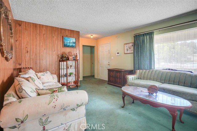 Detail Gallery Image 13 of 14 For 2112 Vasquez Pl, Riverside,  CA 92507 - 3 Beds | 2 Baths