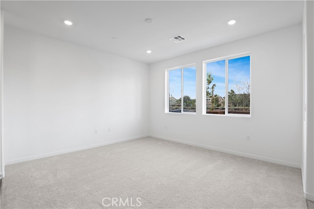 Detail Gallery Image 11 of 32 For 2571 Cloudview Privado, Ontario,  CA 91761 - 3 Beds | 2/1 Baths