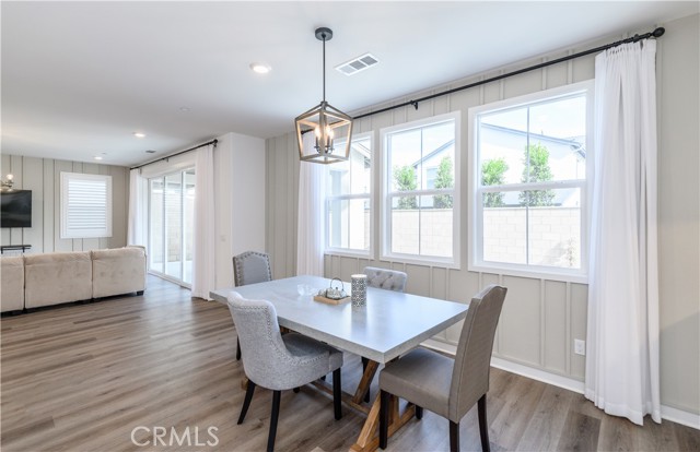 32454 Old Sage Dr, San Juan Capistrano CA: https://media.crmls.org/medias/8a93338b-4135-4449-8047-827e86292c86.jpg