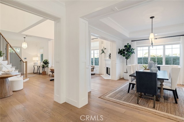 Detail Gallery Image 14 of 70 For 1450 6th St, Manhattan Beach,  CA 90266 - 6 Beds | 5/1 Baths