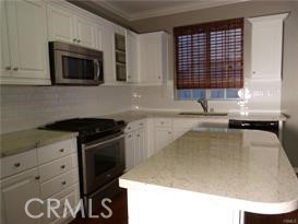 Detail Gallery Image 10 of 15 For 79 Splendor, Irvine,  CA 92618 - 3 Beds | 2/1 Baths