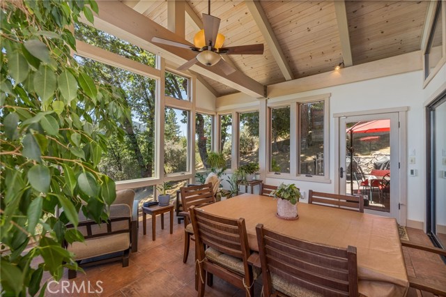 Detail Gallery Image 14 of 69 For 38800 Fawn Point Ln, Bass Lake,  CA 93604 - 5 Beds | 3/1 Baths