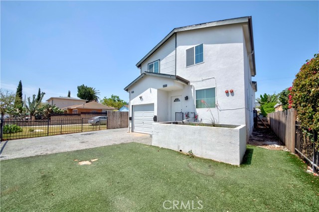 Detail Gallery Image 2 of 35 For 8711 Mckinley Pl, Los Angeles,  CA 90002 - 5 Beds | 3 Baths
