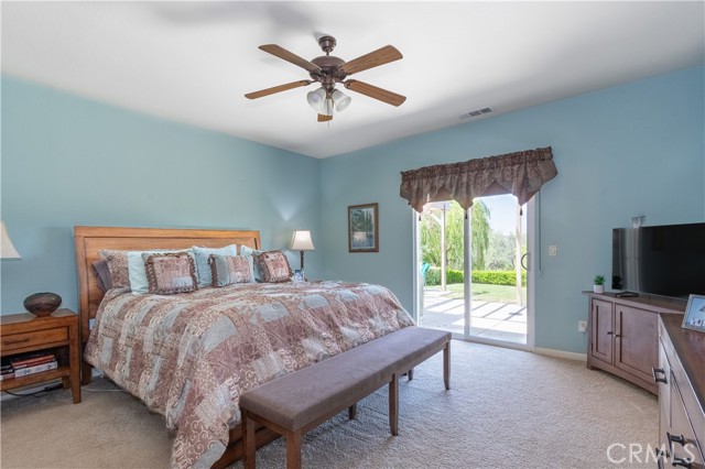 403 Montebello Oaks Drive, Paso Robles CA: https://media.crmls.org/medias/8a962c4e-3b1d-4588-95d1-b720936d520f.jpg