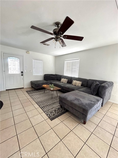 74442 Twilight Drive, 29 Palms CA: https://media.crmls.org/medias/8a971830-9f25-4408-b141-5dbba9367e78.jpg