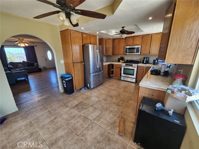 Detail Gallery Image 7 of 15 For 5966 Lupine Ave, Twentynine Palms,  CA 92277 - 4 Beds | 2 Baths