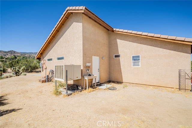 Detail Gallery Image 47 of 56 For 1990 Vista Rd, Pinon Hills,  CA 92371 - 3 Beds | 2 Baths