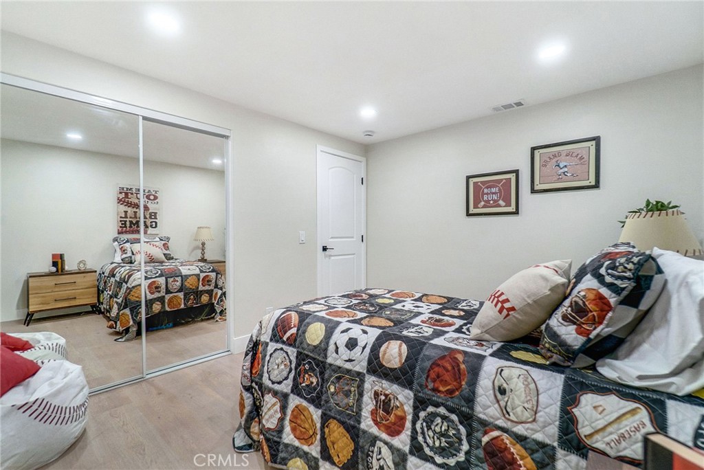 MLS #OC25260184 image #49