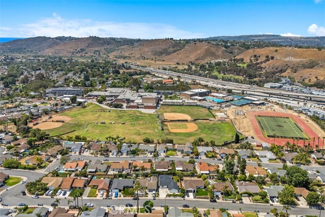 26492 Jacinto Drive, Mission Viejo CA: https://media.crmls.org/medias/8a994cbe-5a73-44d2-a252-07fa91e13610.jpg
