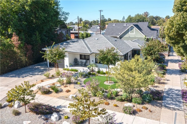 Detail Gallery Image 3 of 57 For 691 N 3rd Ave, Upland,  CA 91786 - 2 Beds | 1/1 Baths