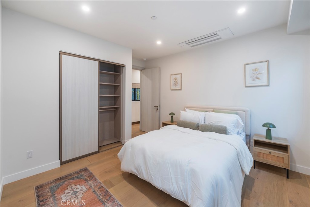 MLS #OC25269306 image #25