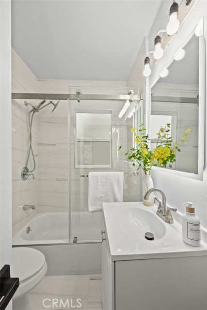 Detail Gallery Image 13 of 25 For 2461 Saint Pierre Ave, Altadena,  CA 91001 - 4 Beds | 2 Baths