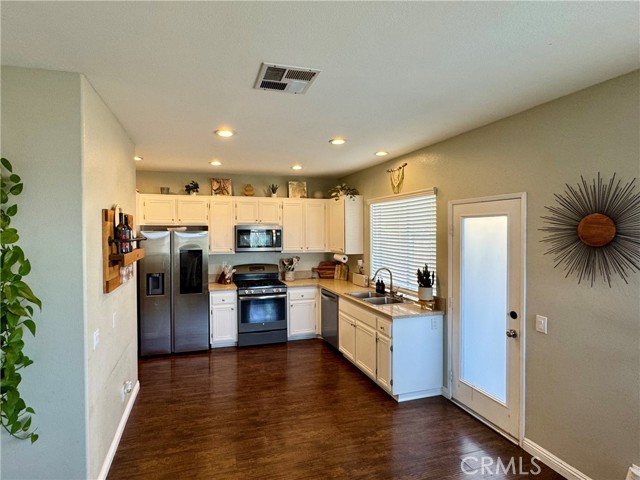 Detail Gallery Image 5 of 25 For 6 Lembogan Ct, Aliso Viejo,  CA 92656 - 3 Beds | 2/1 Baths